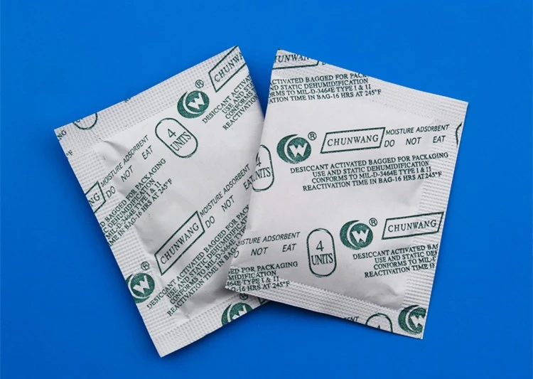Montmorillonite desiccant
