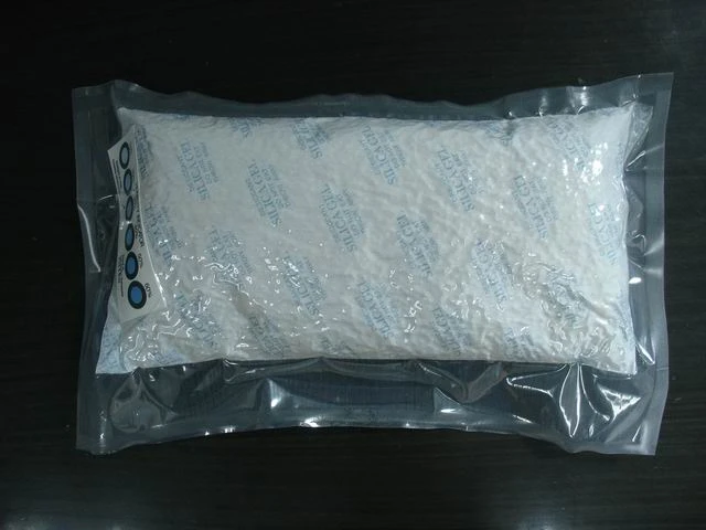 1kg Silica Gel Bag with Moisture Absorbing.jpg