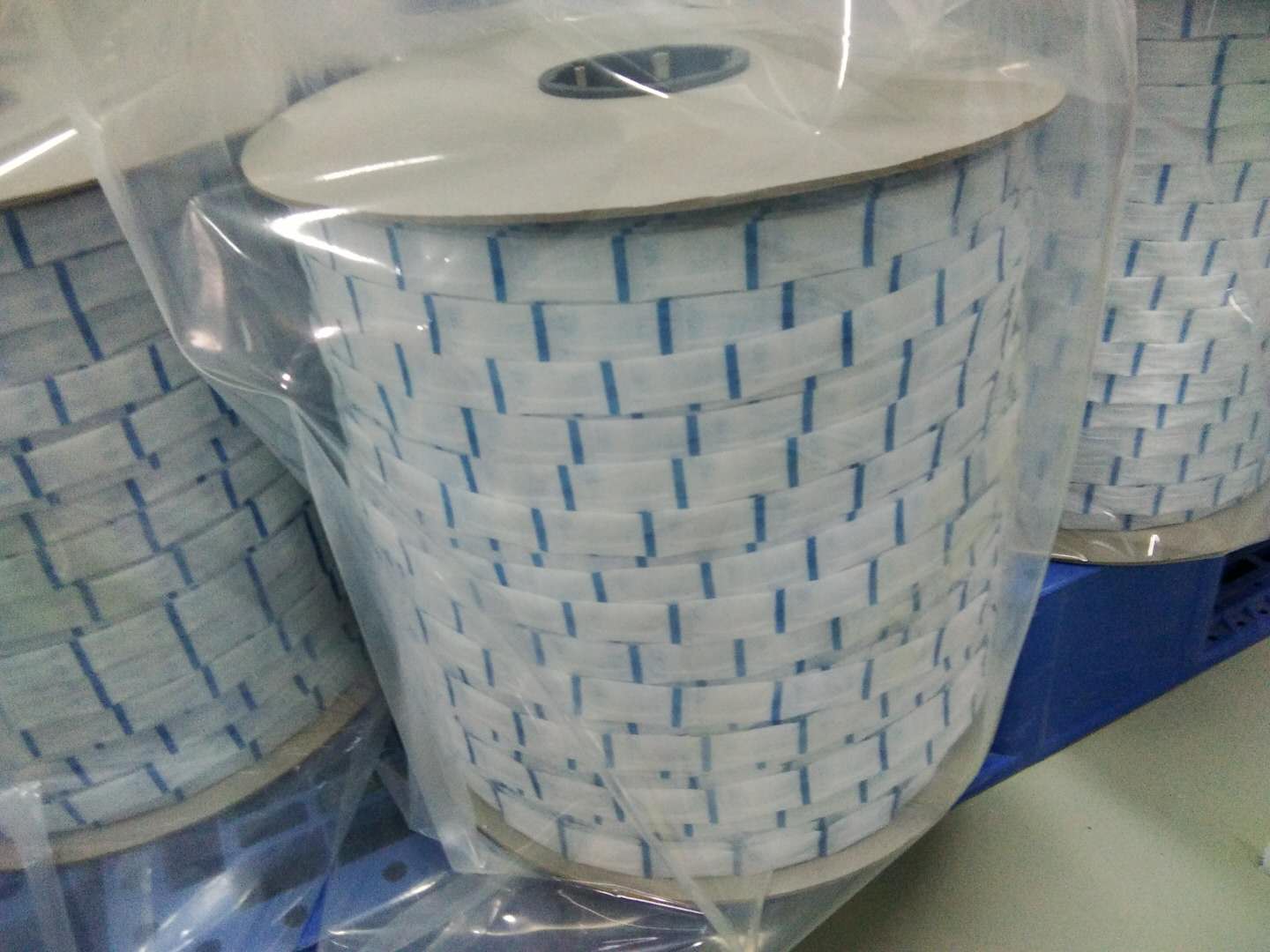 million Dry-Plus® 1g Silica Gel on Roll Ready to Ship