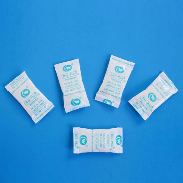 Oily Food Used Desiccant Packed In Smooth Film